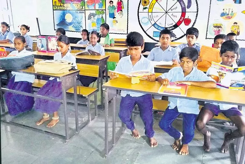 24 schools Jawahar Navodaya Vidyalaya in two telugu States - Sakshi