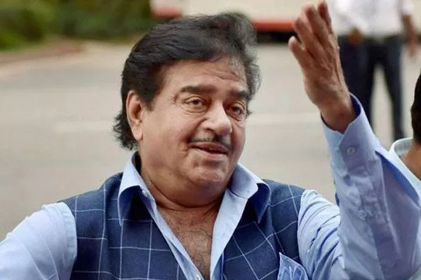 Shatrughan Sinha says Modi government is gone - Sakshi