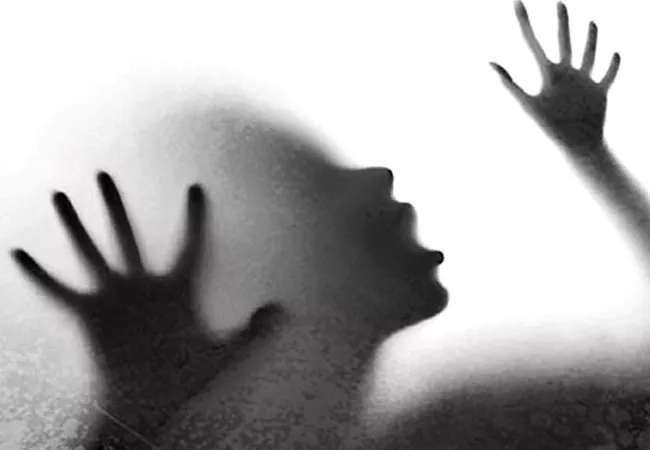 Dalit teen assaulted, girl ends life after gang-raped - Sakshi