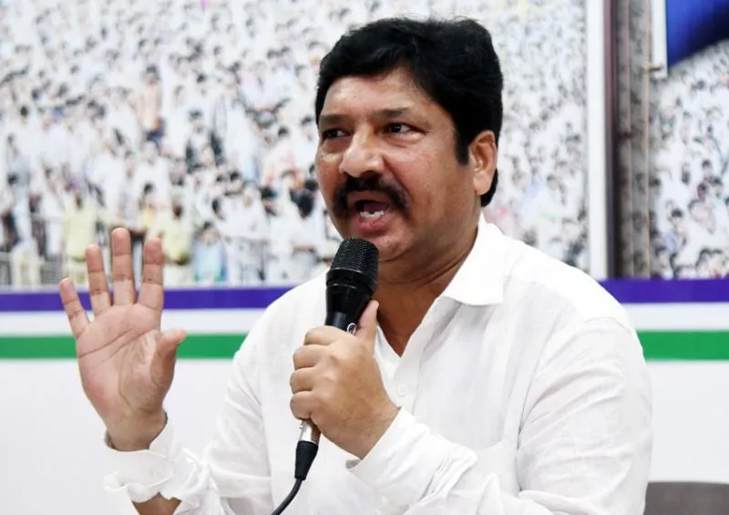 jogi ramesh fired on AP CM chandra babu naidu - Sakshi