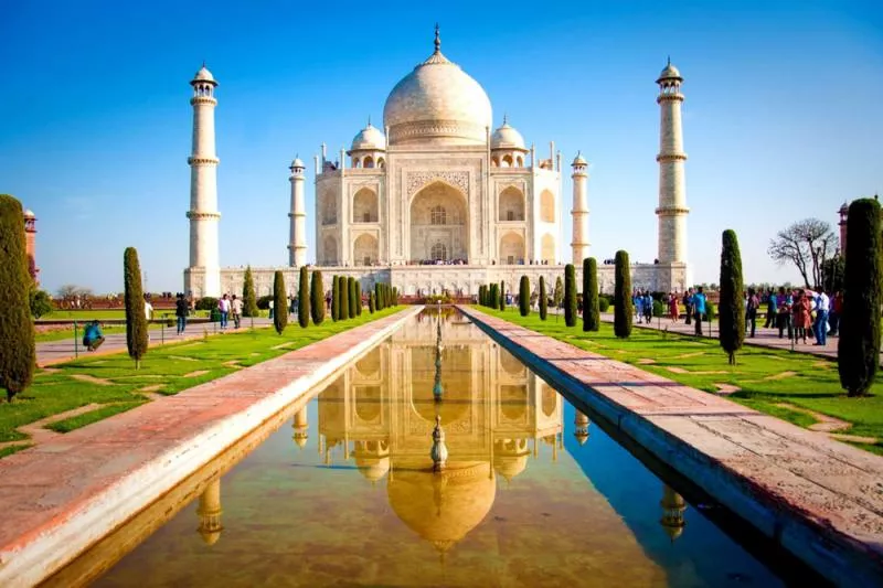 special story on taj mahal controversy