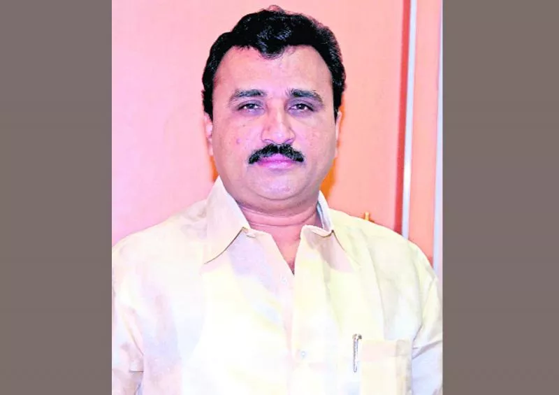 tdp leaders special effection on Ongole Dairy chairman Challa Srinivas