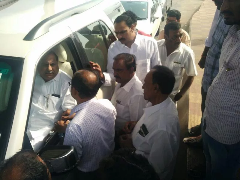 protest at Kovvur toll plaza - Sakshi