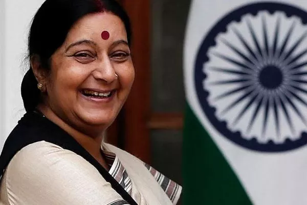 Sushma Swaraj Diwali Gift to Pak - Sakshi