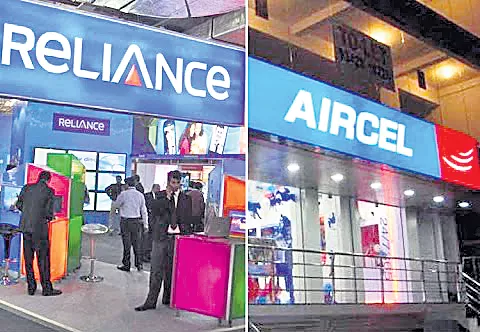 RCom-Aircel merger collapses, doubts on debt repayment rise - Sakshi