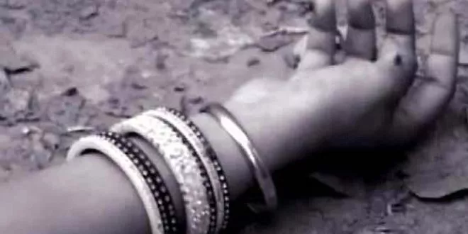 newly wed woman commits suicide - Sakshi