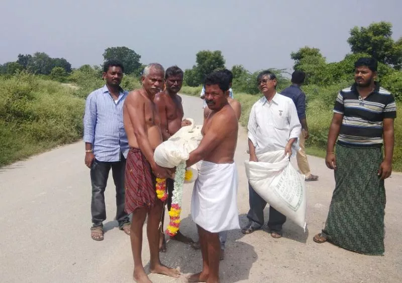 cemeteryfecilities drought in bommapalle village