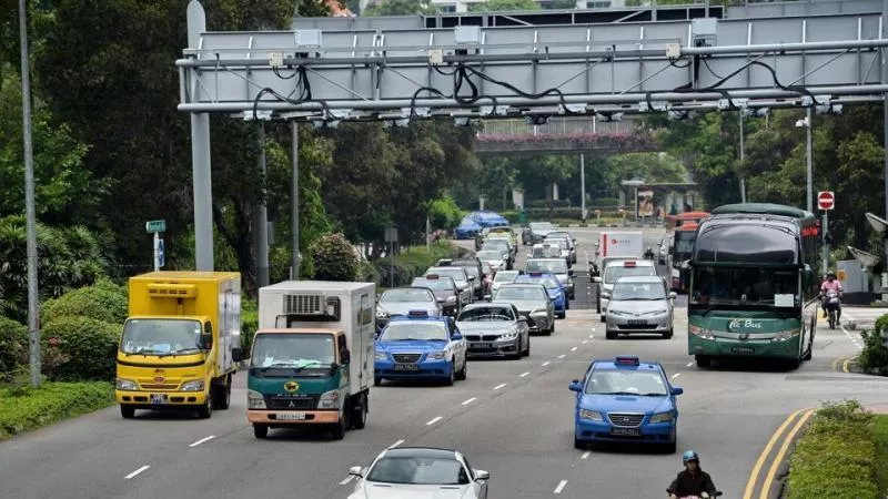 Singapore to freeze number of cars