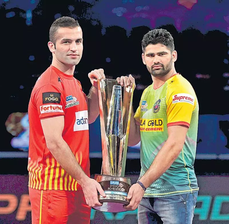 Pro Kabaddi League title fight today - Sakshi