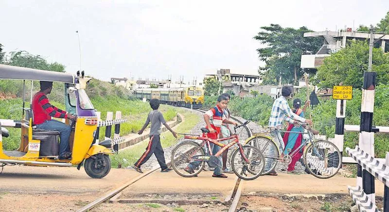 Unfinished level crossing