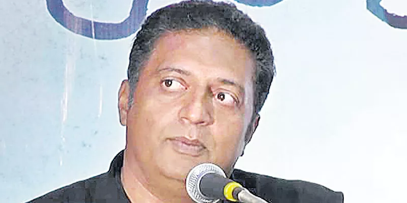 Prakash Raj Says PM 'Bigger Actor', Offers to Give Him - Sakshi