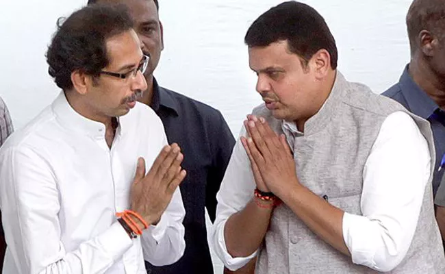 Sena strong answer to Devendra Fadnavis - Sakshi