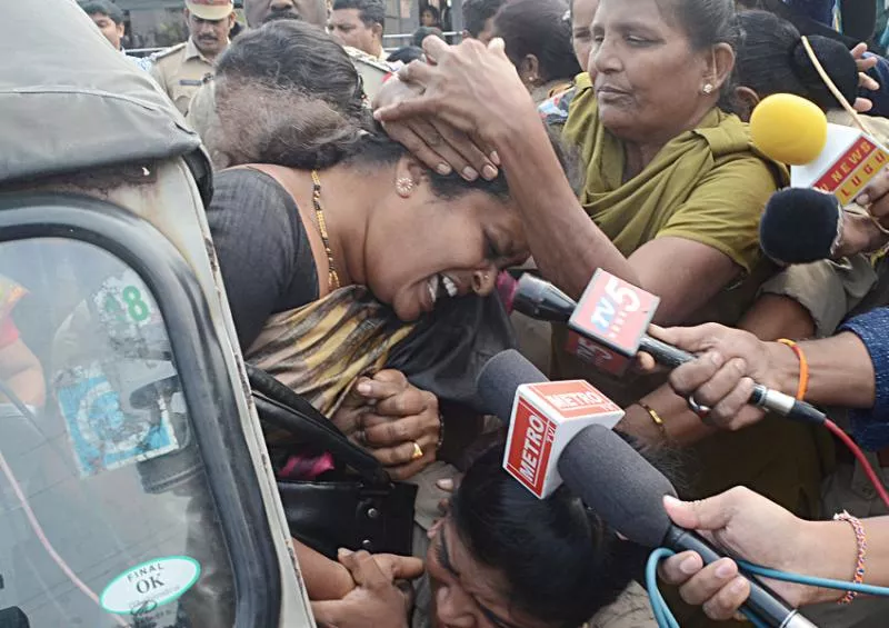 womans protest against beauty contest