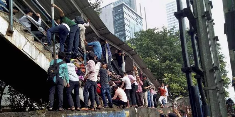  'Phool' And 'Pul' (Bridge) Mix-Up Triggered Mumbai Stampede