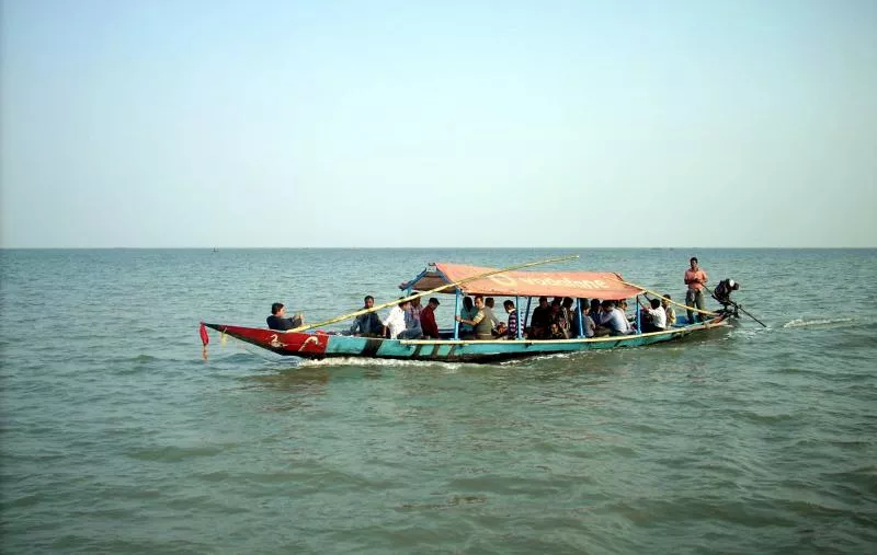 Chilika lake tourist spot in odisha