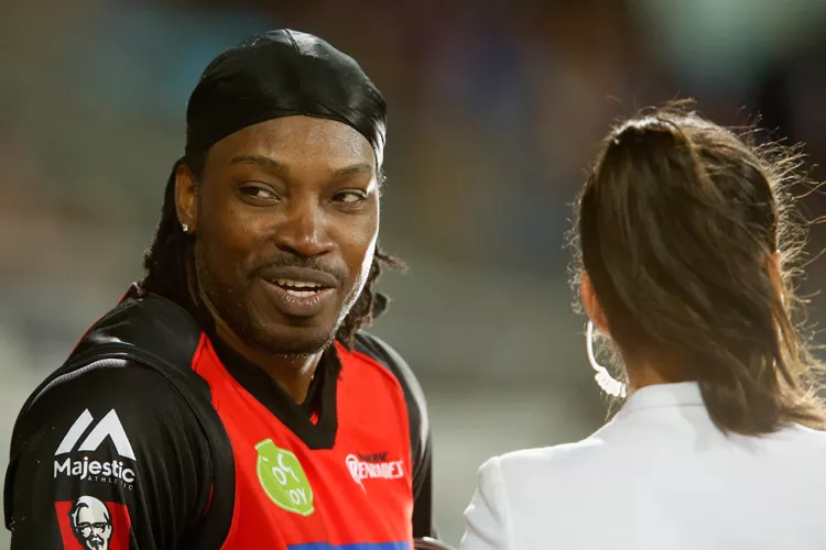 Chris Gayle demands money to reveal secret - Sakshi