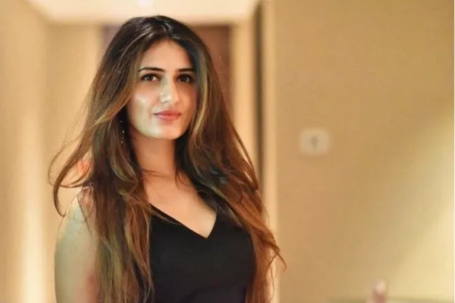 Fatima Sana Shaikh posts another 'Shameless Selfie' - Sakshi