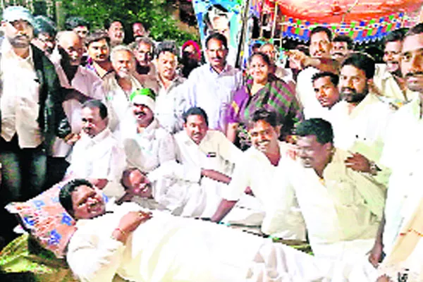 YSRCP Launches State-Wide Rachabanda, Pallenidra  - Sakshi