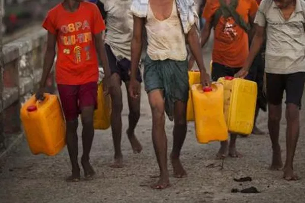 Rohingya Muslims Float to  Shah Porir Dwip - Sakshi