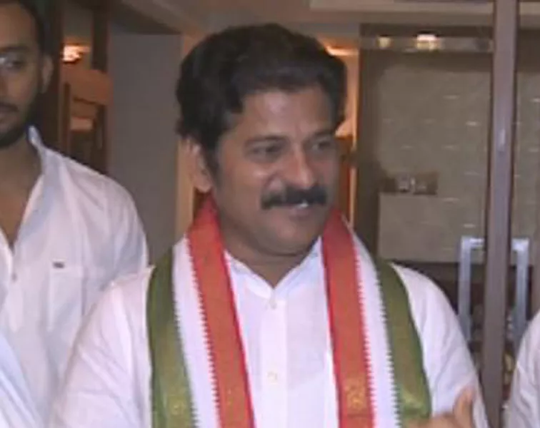 Revanth Reddy meets Anjan Kumar Yadav - Sakshi