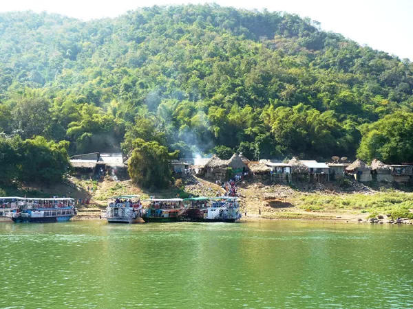 tourism officials seize papikondalu trip boats - Sakshi