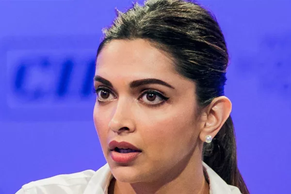 Rajput Karni Sena Chief Warn Deepika Padukone - Sakshi