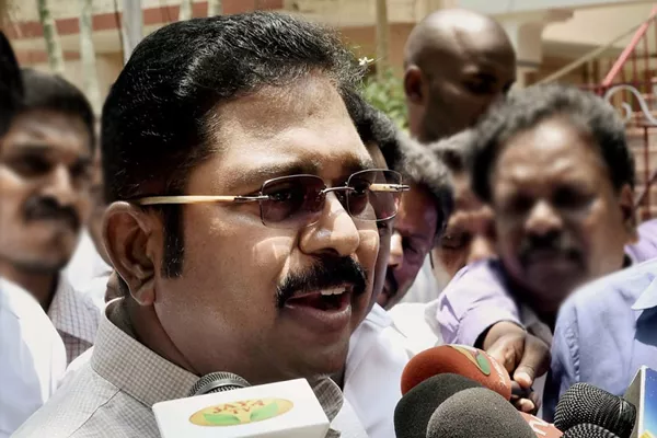 Dinakaran Reaction on Poes Garden IT raids - Sakshi - Sakshi