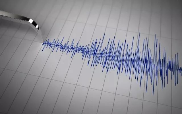 tremors in chittoor district - Sakshi