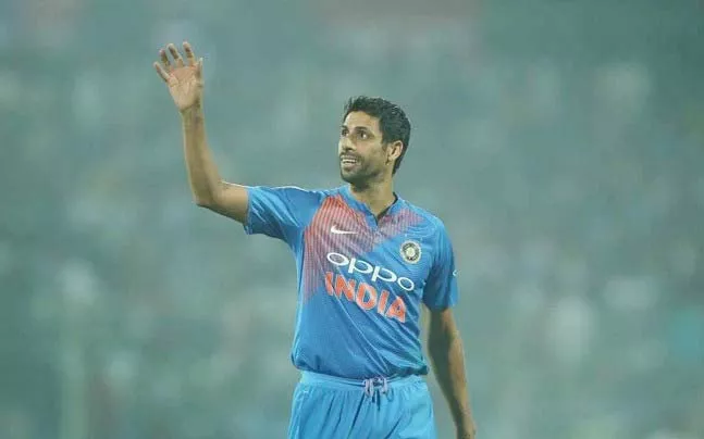 I went on my own terms, says Nehra - Sakshi