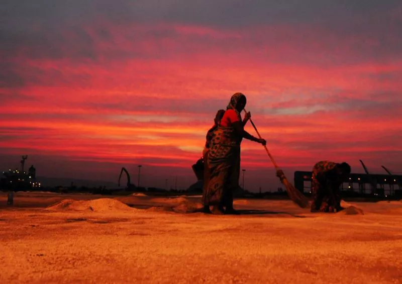 sky seen red color on pot area - Sakshi