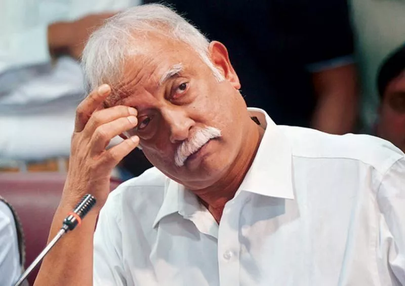 TDP Seniors Fired on Ashok gajapathi Raju - Sakshi