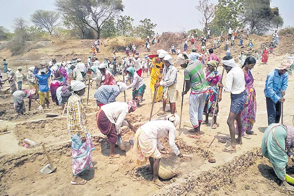 National Rural Employment Guarantee Scheme in karimnagar - Sakshi