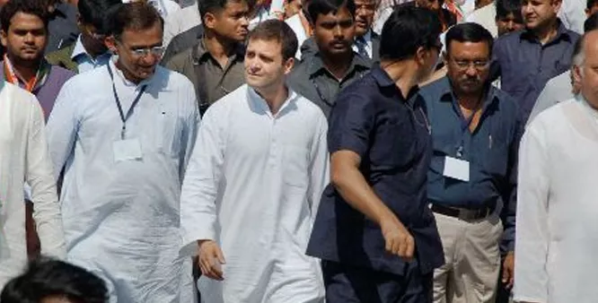 Delhi High Court rejects plea against Rahul Gandhi  - Sakshi