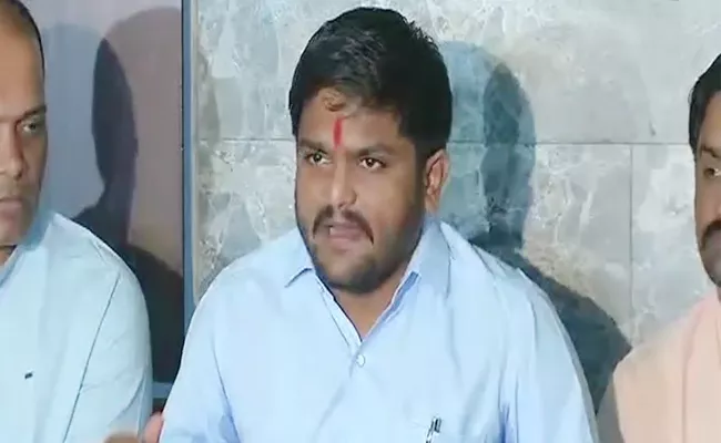 Congress Accepted Our Issues Says Hardik Patel - Sakshi