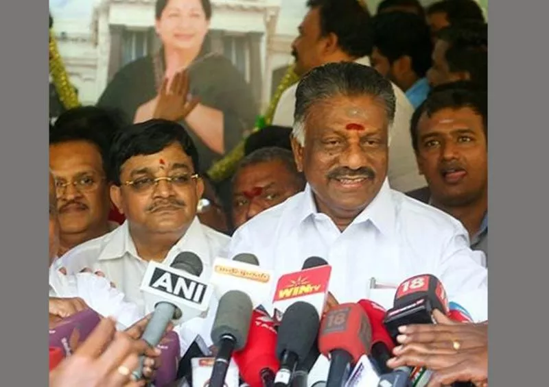 AIADMK MP's FB post hints at differences but party says all is well - Sakshi