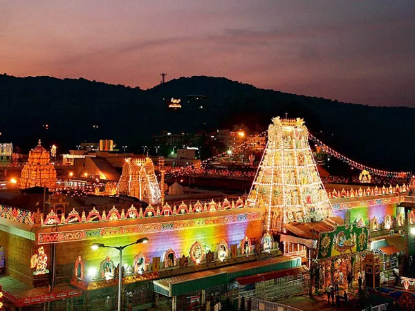  slat policy for Sarva darshan in tirumala - Sakshi