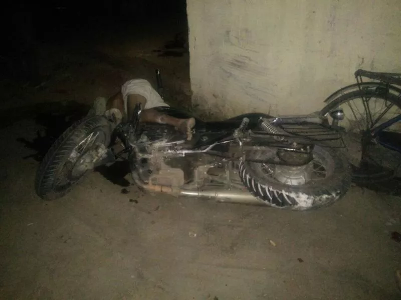 Three youth dies after Bike Hits wall - Sakshi - Sakshi