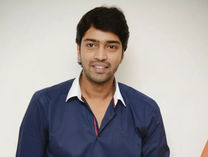 Allari Naresh Next movie with Bhimineni srinivas - Sakshi