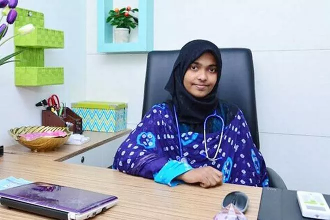  Hadiya to Continue Her Studies Under Hindu Name - Sakshi