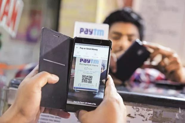 Now use Paytm 'Inbox' to chat and transact all at once  - Sakshi