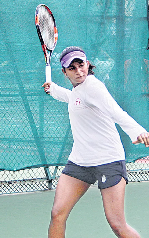 pranjala enters quarters of ITF tourney - Sakshi