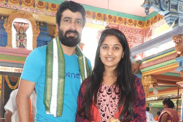 telugu Television actors Visited to Anjaneya Swamy Temple - Sakshi