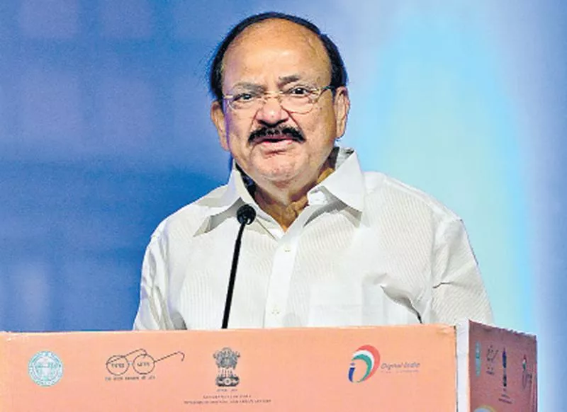 Bicycles in cities should be says venkaiah - Sakshi