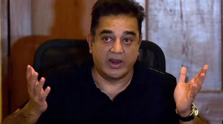 Kamal Haasan to launch mobile app on birthday  - Sakshi