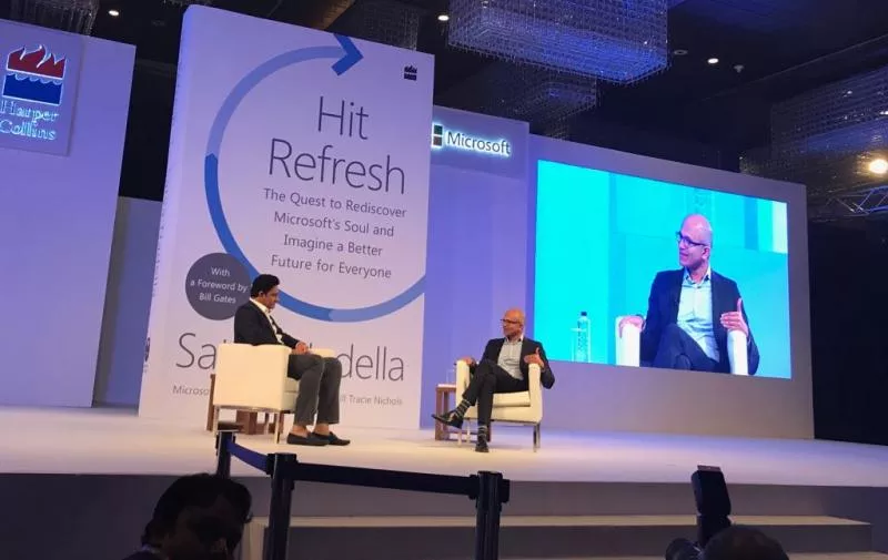 Anil Kumble‏ meets satyanadella - Sakshi