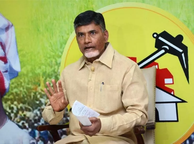 Chandrababu serious on prakasam district tdp leaders issue - Sakshi