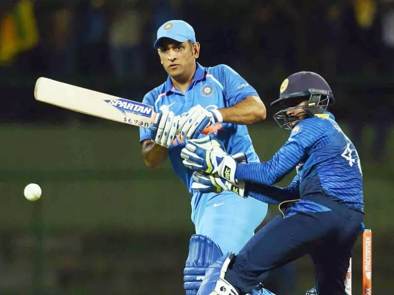  Dhoni saves to india from  lowest score - Sakshi