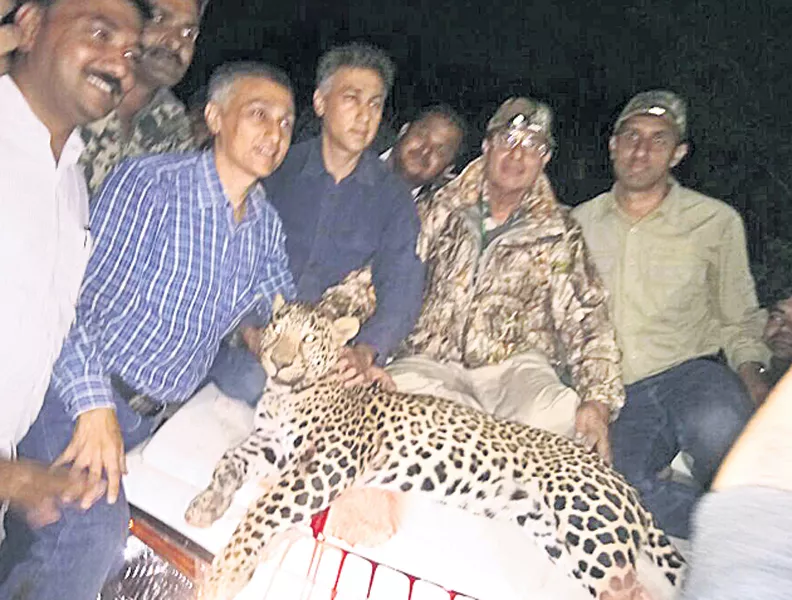 A leopard killed with a single bullet! - Sakshi