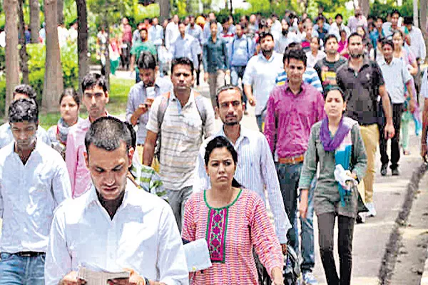 Govt plans to decress unemployement through statistics - Sakshi