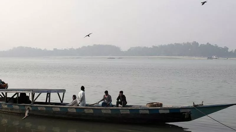 Brahmaputra turns black: MEA raises concern with Chinese Foreign Minister - Sakshi